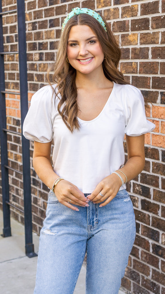 SADIE AND SAGE Women's Top Yacht Club Puff Sleeve Top || David's Clothing